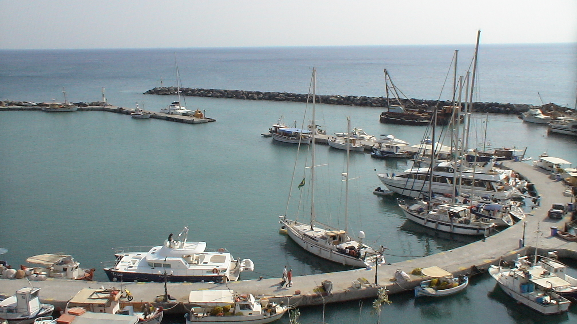 Santorin Yachthafen / Marina
